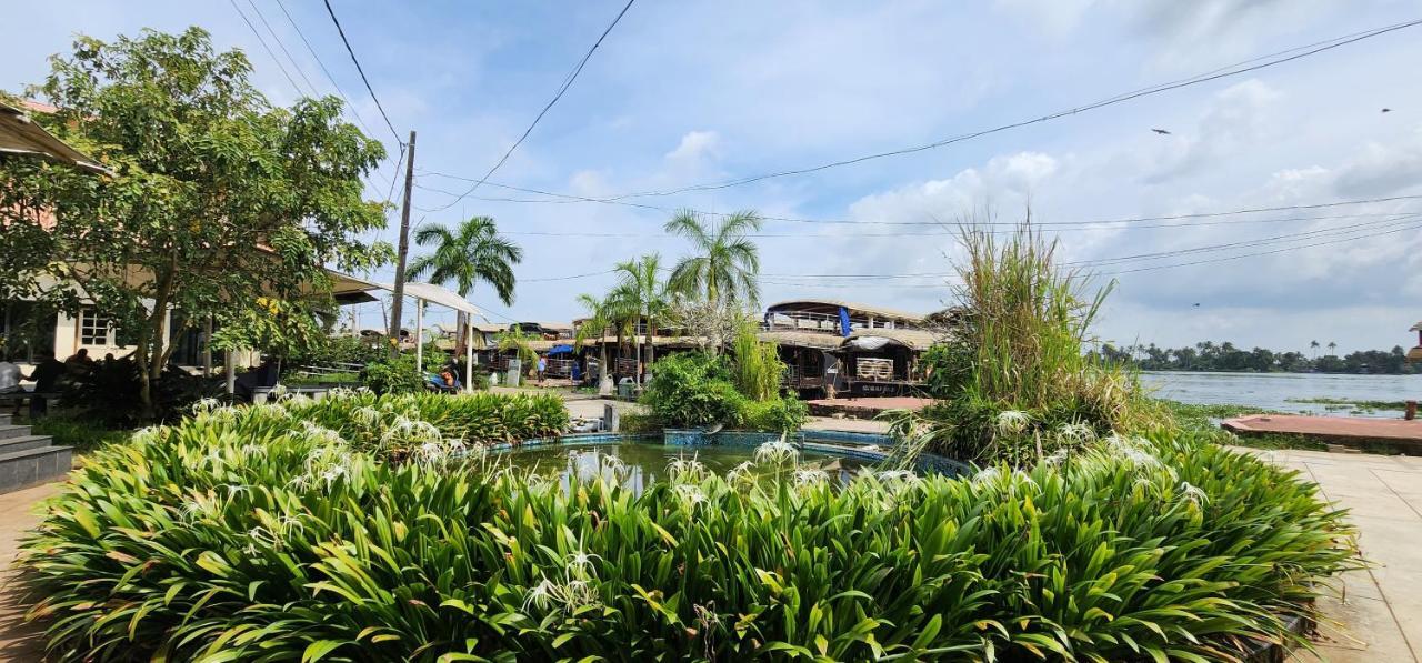 'marari Johns Homestay' Mararikulam, Homestay