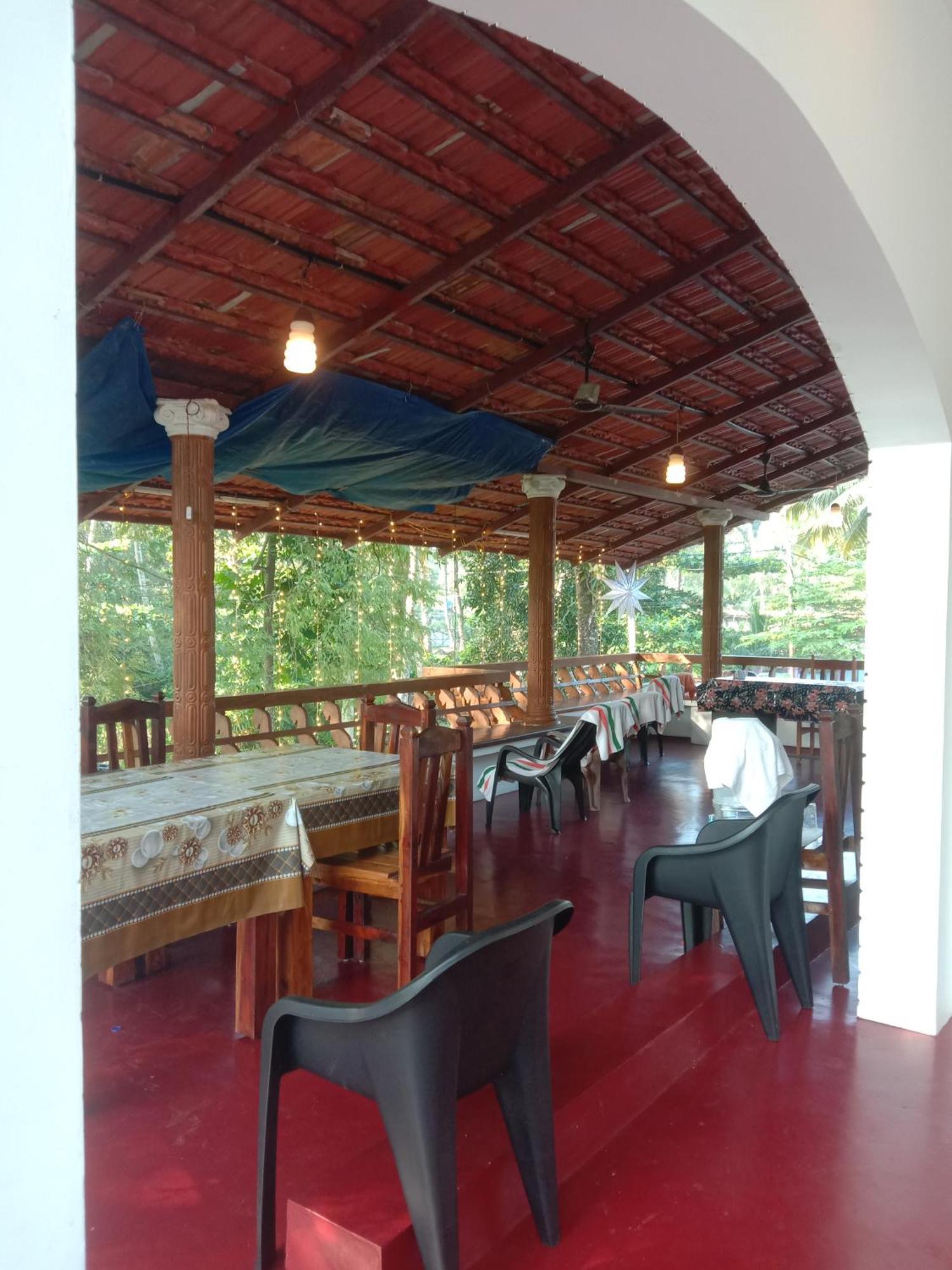 'marari Johns Homestay' Mararikulam, Homestay