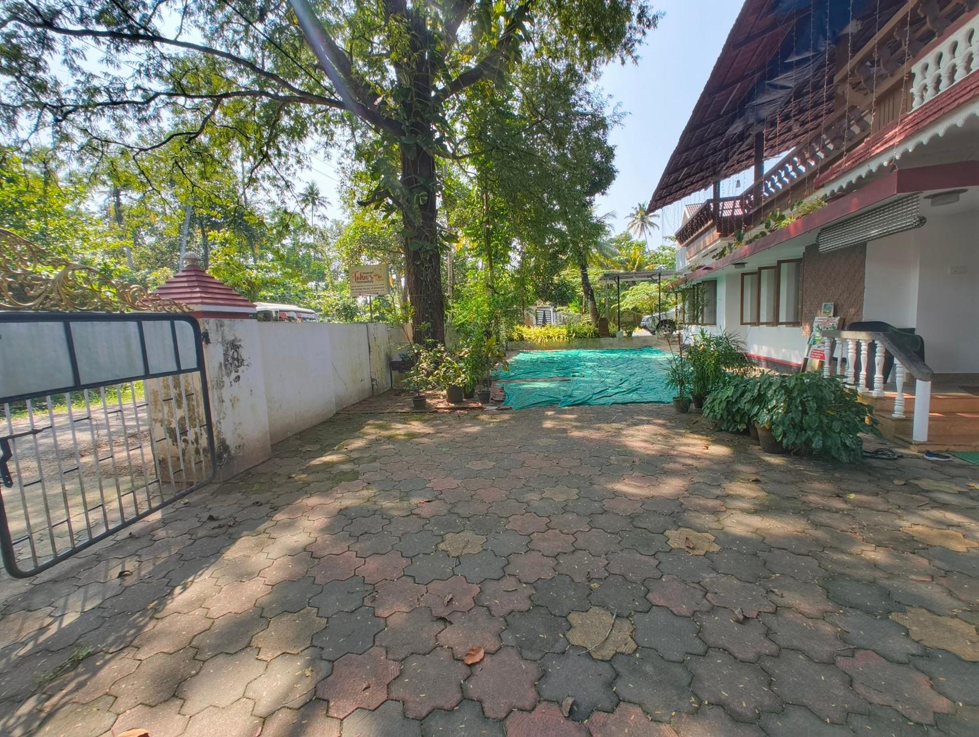 'marari Johns Homestay' Mararikulam, Homestay Alappuzha